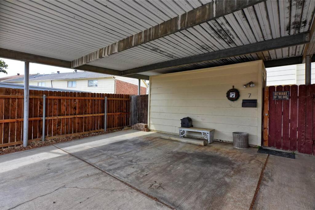 Mpressive Hideaway! Villa Grand Prairie Exterior foto